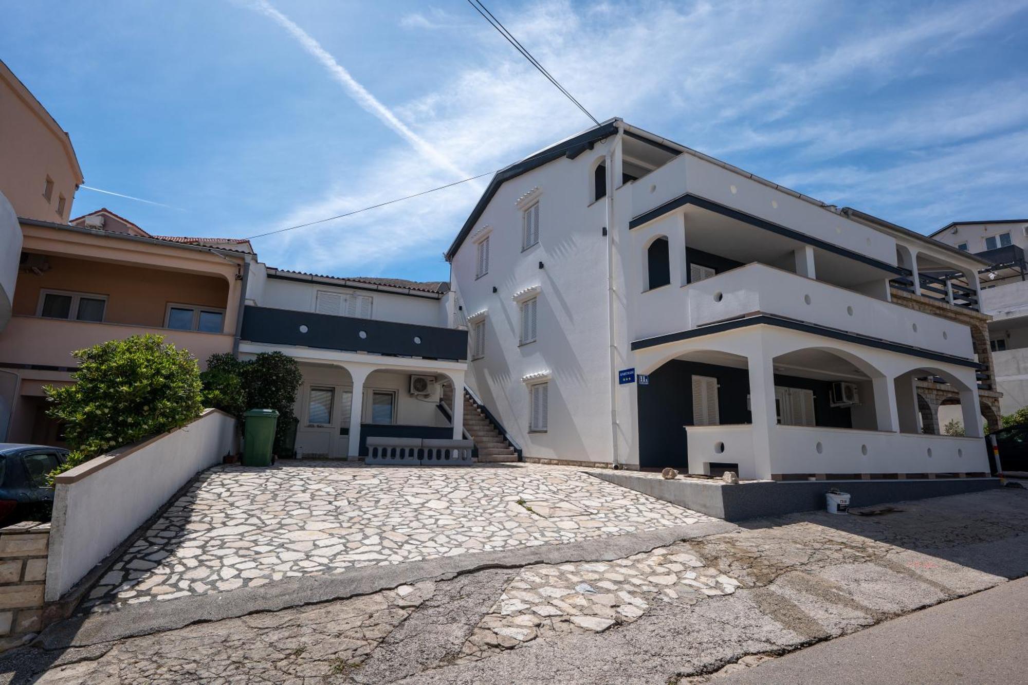 Apartments Tanja & Josipa Pag Town Exterior photo