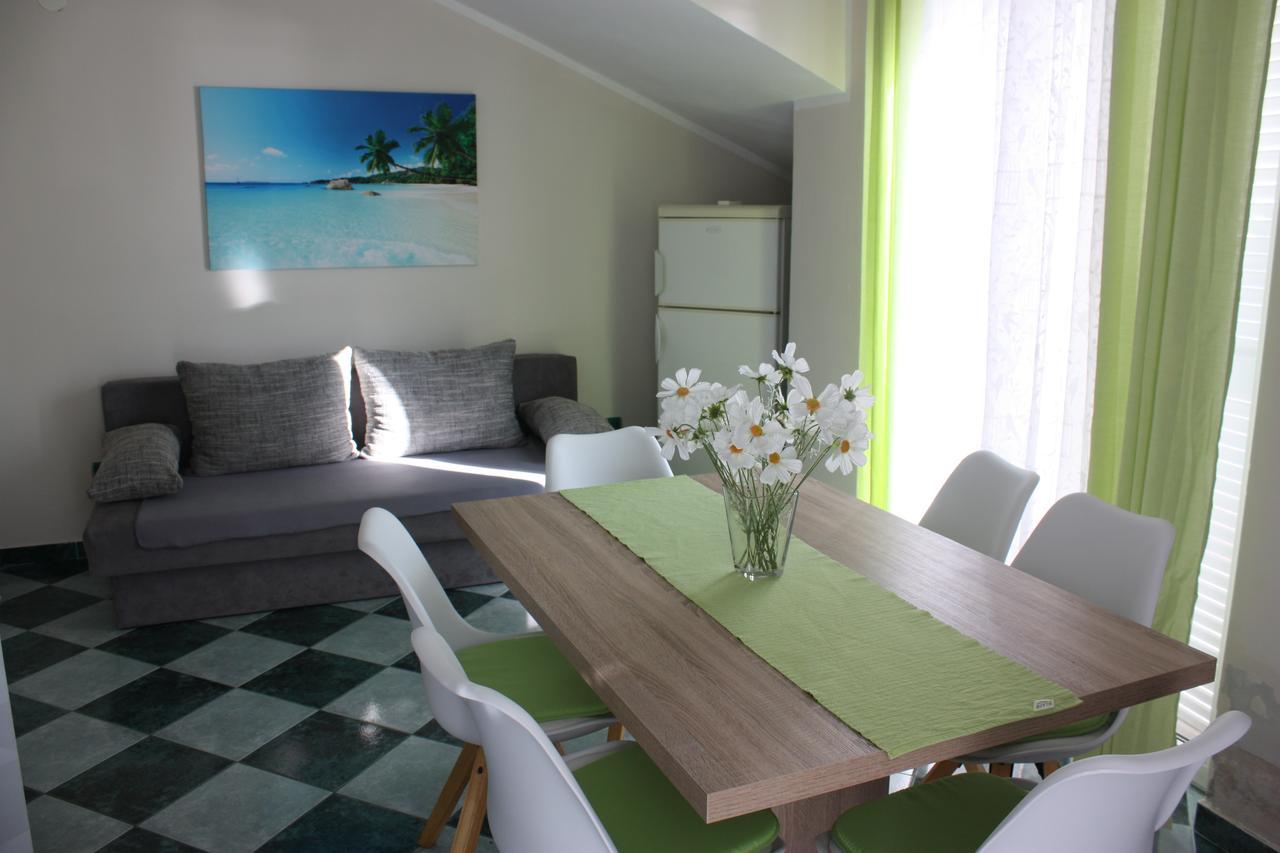 Apartments Tanja & Josipa Pag Town Exterior photo