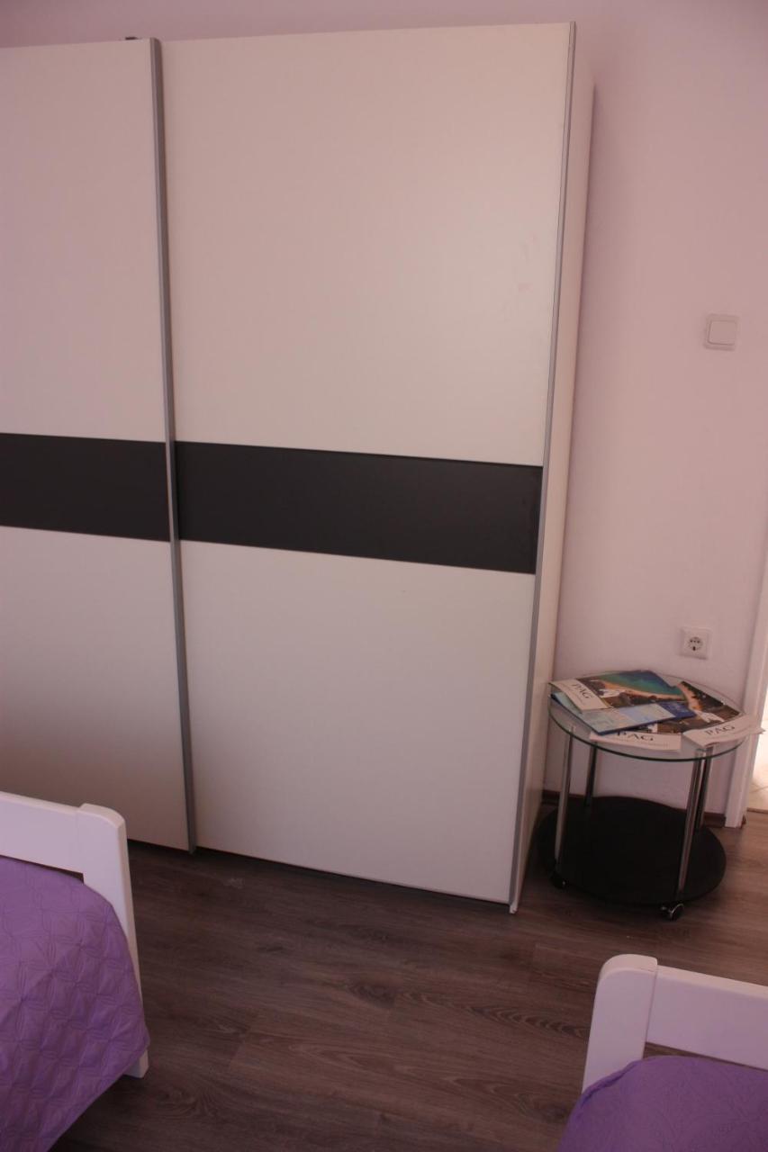 Apartments Tanja & Josipa Pag Town Exterior photo